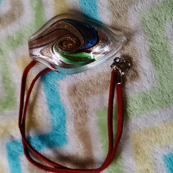 3. SeeMade in Italy Murano Glass Necklace on Leather Cord - Picture 2 of 4